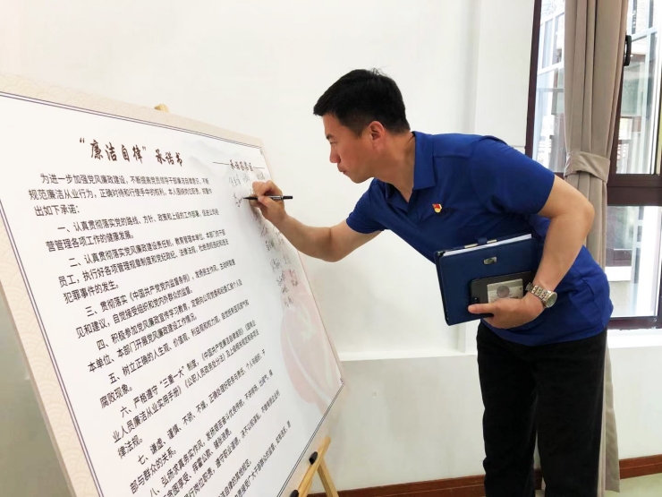 签名-修改尺寸.jpg 签名-修改尺寸.jpg