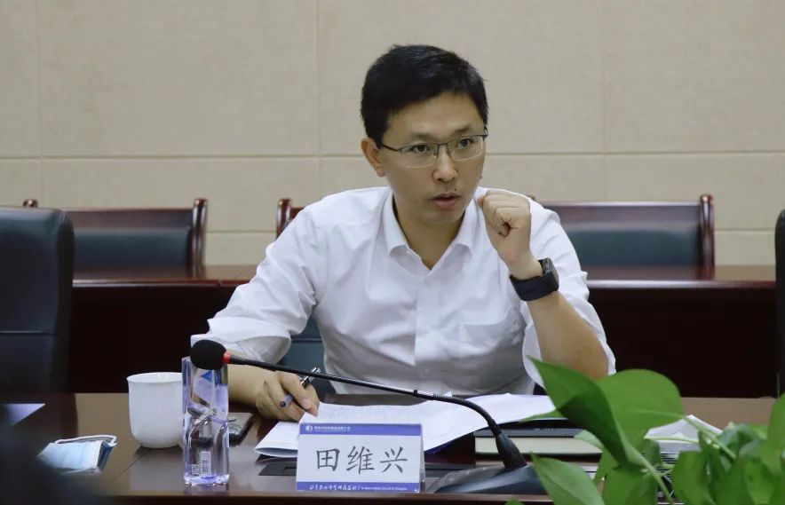 C:\Users\Administrator\Desktop\各种照片\8.10田总常总来恒翔\微信图片_20220811104616.jpg