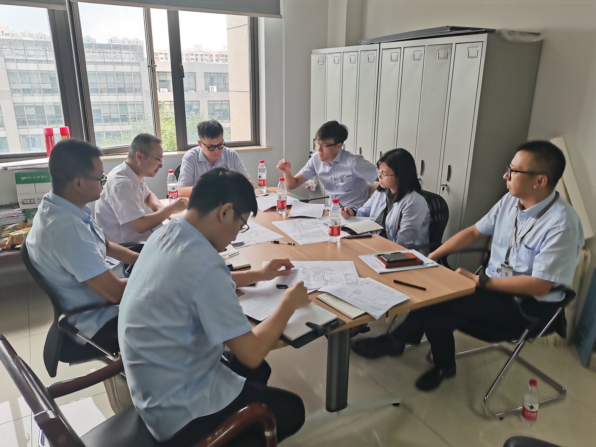 計劃科召開常熟市天然氣維搶修基地工程前期推進(jìn)會9.8 - 副本.jpg 計劃科召開常熟市天然氣維搶修基地工程前期推進(jìn)會9.8 - 副本.jpg