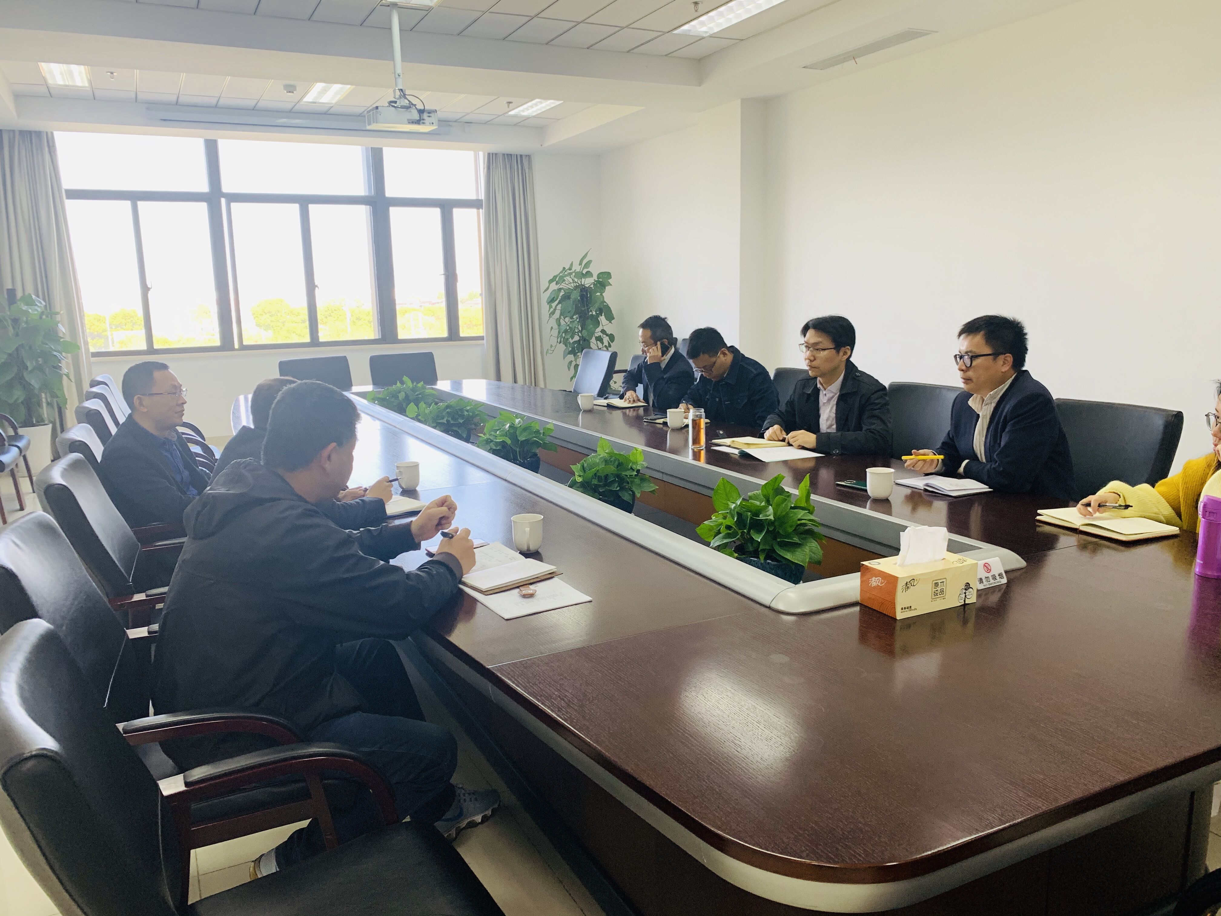 恒翔建設(shè)公司組織召開常熟市第一人民醫(yī)院項(xiàng)目前期對(duì)接會(huì)4.9.jpg 恒翔建設(shè)公司組織召開常熟市第一人民醫(yī)院項(xiàng)目前期對(duì)接會(huì)4.9.jpg