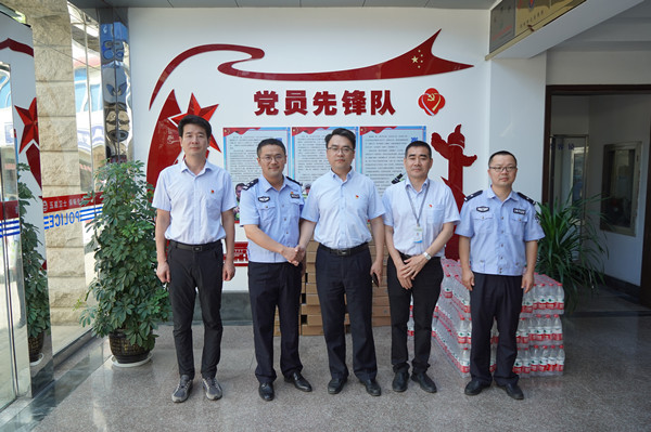 五星中隊(duì)_副本3.jpg 五星中隊(duì)_副本3.jpg